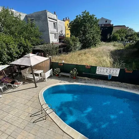 Apartman Flora Sp Ravda